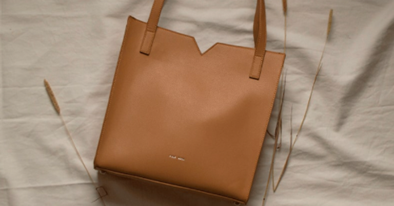 tote