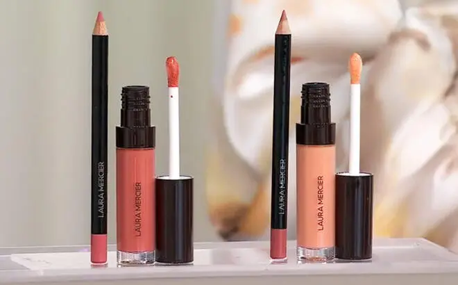 Laura Mercier Lip Glace and Caviar Lip Liner Set