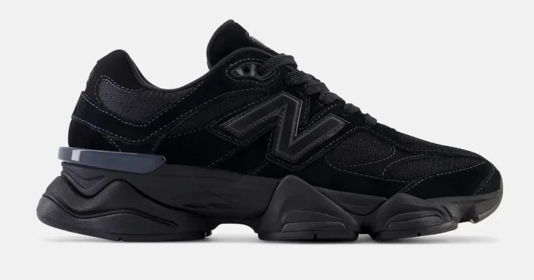 New Balance Triple Black