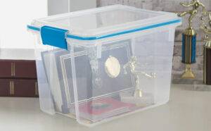 Sterilite 20 Quart Clear Gasket Box