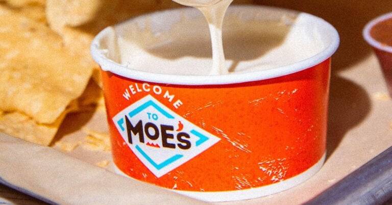 moes queso cup