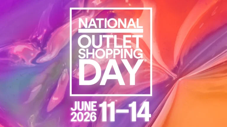 Free Limited-Edition Tote Bag at Simon Malls for National Outlet Shopping Day
