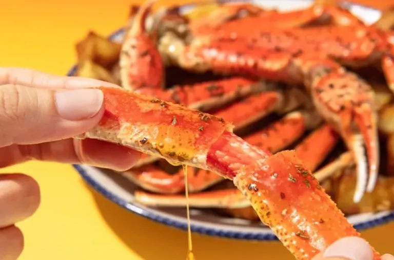 Red Lobster Crabfest Returns with MORE Customizable Seafood Options!