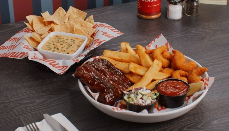 Red Robin Launches $17.99 Dinner Double Feature Meal Deal